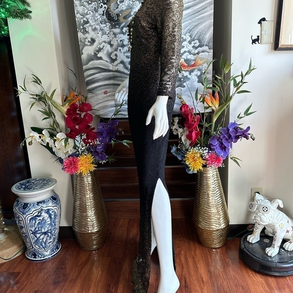 Marina BLACK & GOLD LACE OFF THE SHOULDER OMBRÉ BODY CON FLOOR LENGTH GOWN  6 - Picture 3 of 8